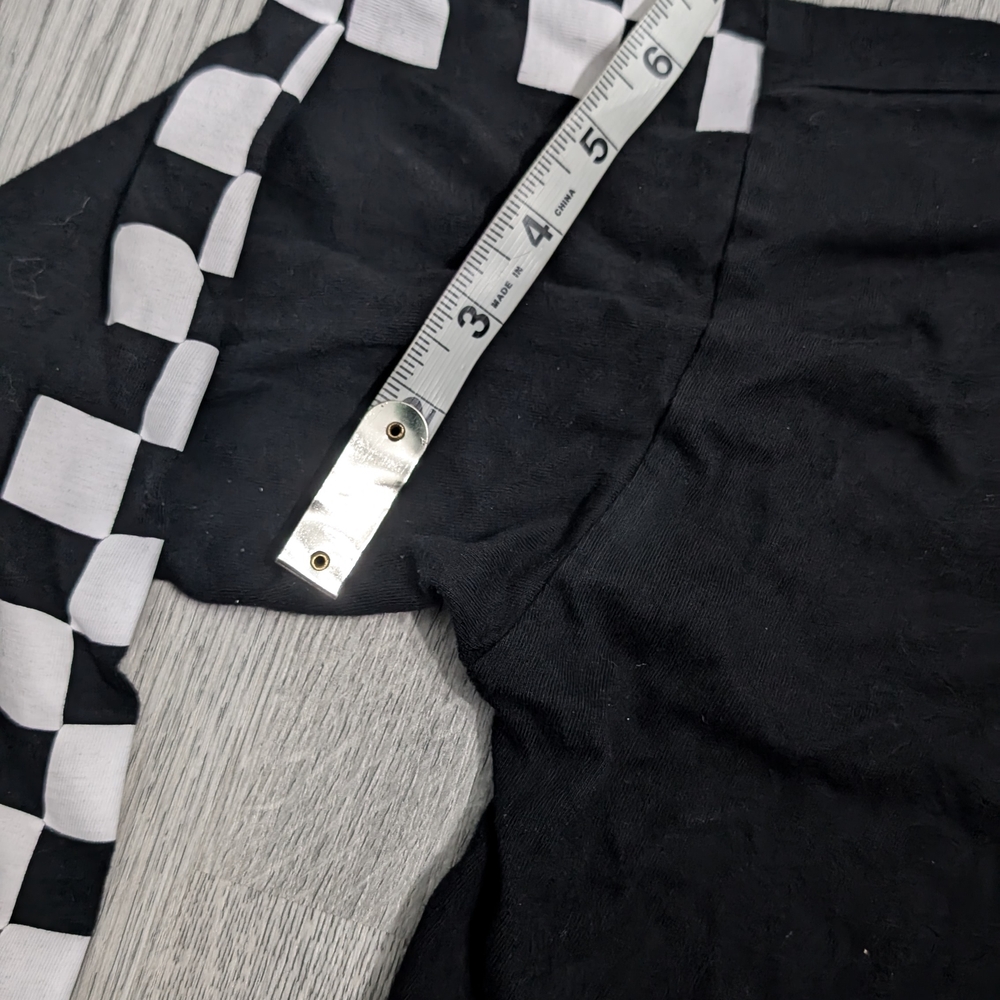 Forever 21 Checkerboard Long Sleeve Crop Top Small Emo Scene Y2K - Picture 9 of 9